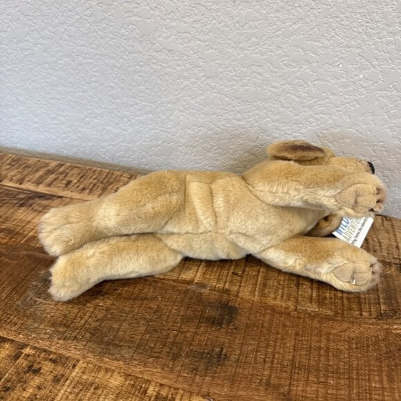 Wildlife Adventures Yellow Lab Puppy 2017 Realistic Plush Stuffed Animal Dog NWT - Picture 7 of 9